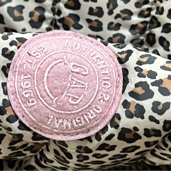 Baby Gap lightweight toddler girl puff jacket!! - Picture 3 of 4